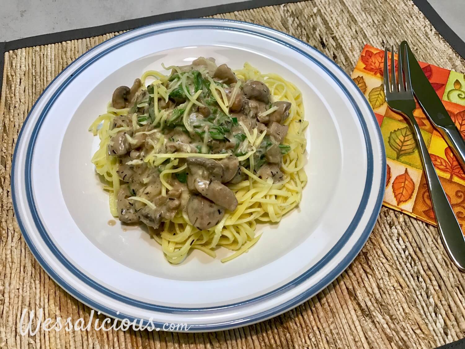Herfstpasta met walnoot en paddenstoelen wessalicious